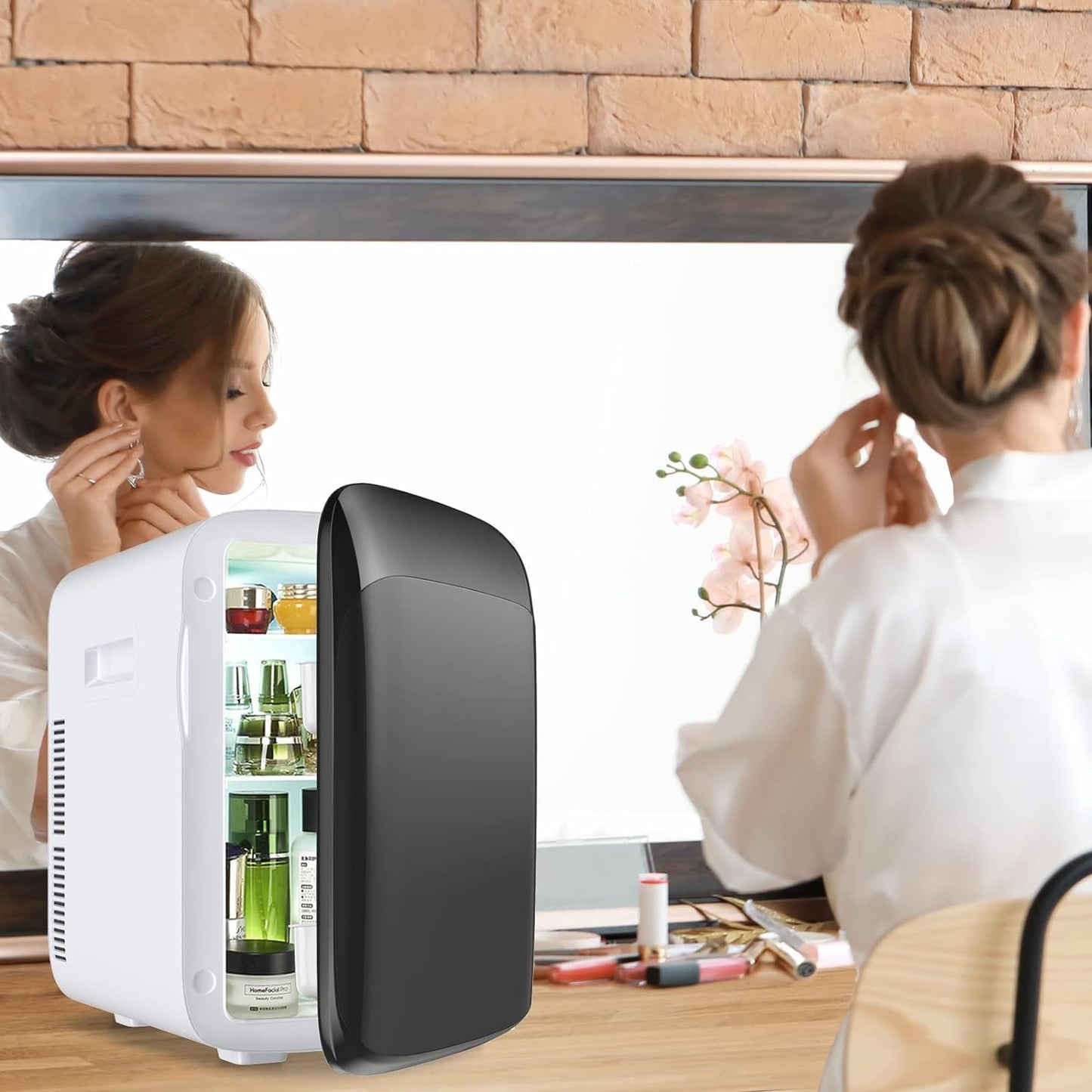 GOPLUS Mini Nevera 15L – Refrigerador Termoeléctrico con Función Frío/Calor, Rango de -3 °C a 50 °C, Control Automático de Temperatura, Silenciosa y Compacta, Ideal para Bebidas y Cosméticos, Negra